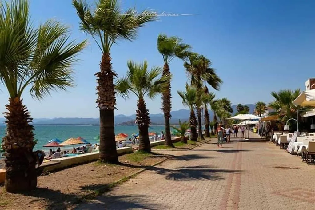 Calis Beach Apartments Fethiye 0*,  Turquia